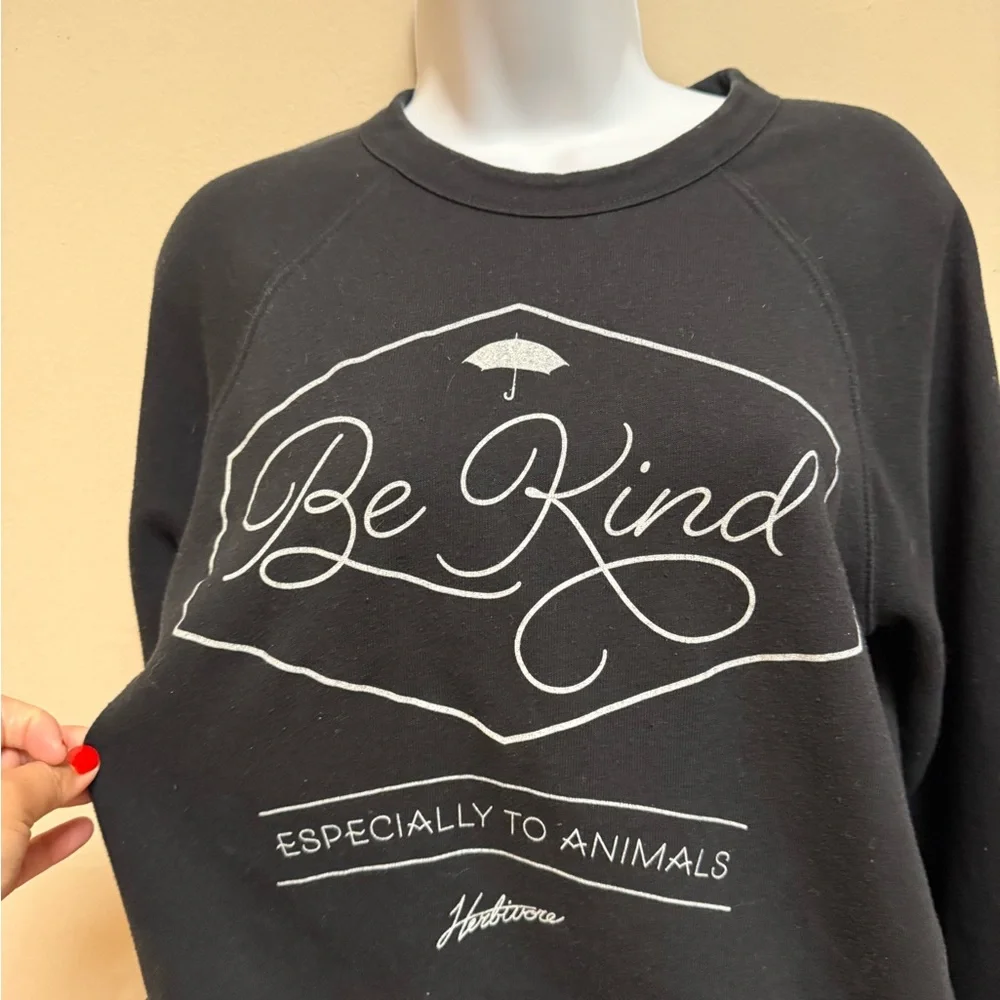 Bundle Deal – 2 Herbivore Vegan-Friendly Items (Long Sleeve Shirt + Sweatshirt) - Picture 8 of 12